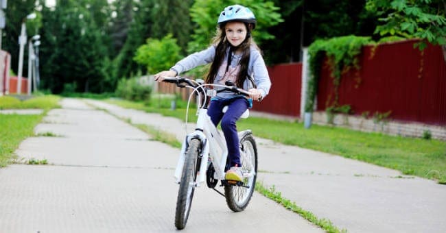 girl-on-bike-119